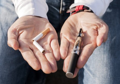吸電子煙比較無害？美研究：對DNA的不可逆損傷不輸紙菸