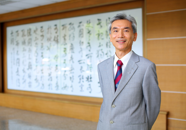 中興大學校長薛富盛：人生不只有一次選擇，不討厭的事就大膽嘗試