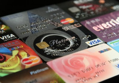 人生的第一張信用卡！一次看18歲成年申辦哪些卡容易過？