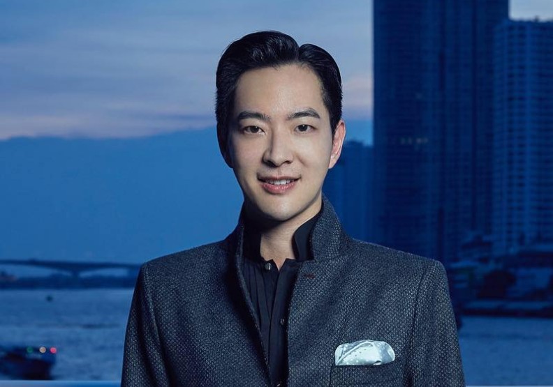 全球最神秘金童盧啟賢。圖片取自盧啟賢臉書