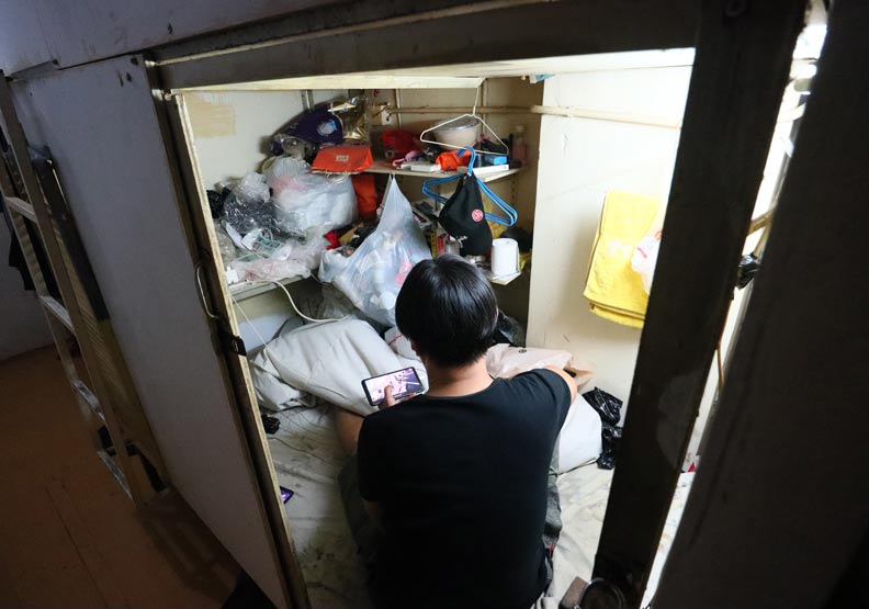 居住空間過小導致香港人民心理壓力大。陳之俊攝
