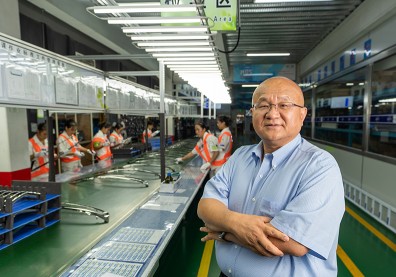 秦榮華靠四招西進翻身 27年拚成全球汽車零件霸主