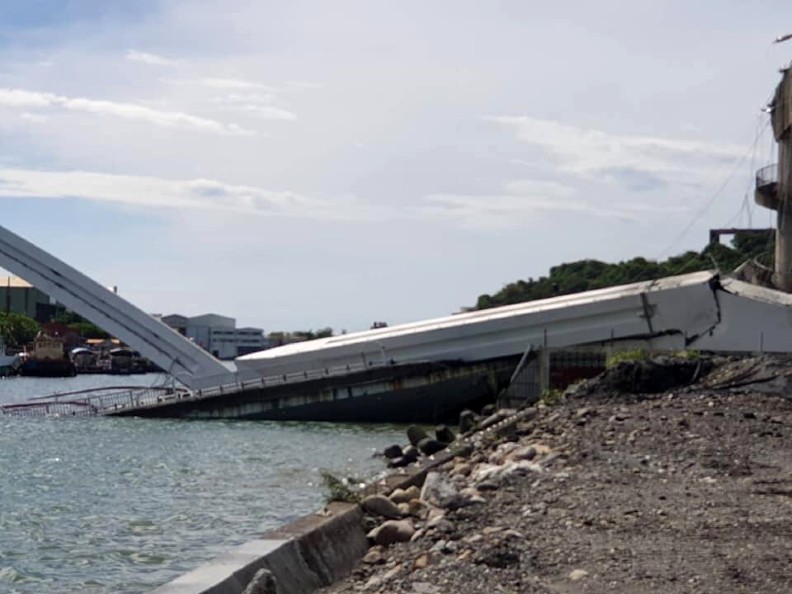 南方澳大橋瞬間斷裂 民眾氣憤：太離譜！像玩具一樣脆弱_img_3