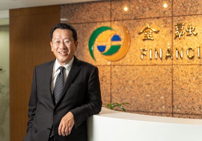 顧立雄搭橋 讓FinTech接地氣也接官氣