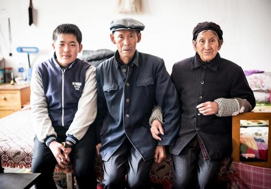 秦榮華熱心辦學、關懷偏鄉教育