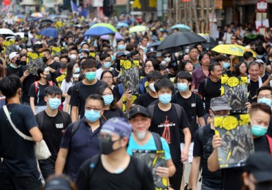 台灣集遊法也禁戴面具？徐國勇曾對「反年改」說：參與者不可以戴