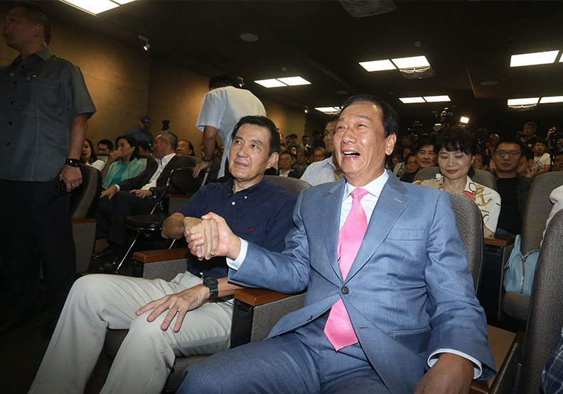 圖／前台東縣長黃健庭的演講，意外促成馬郭會。
