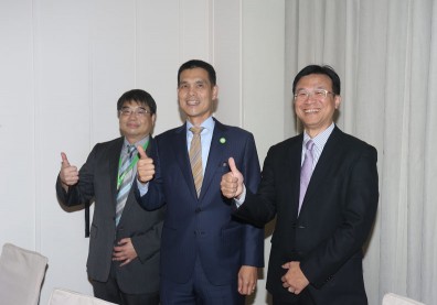 宏碁集團第一隻小金雞衝上櫃