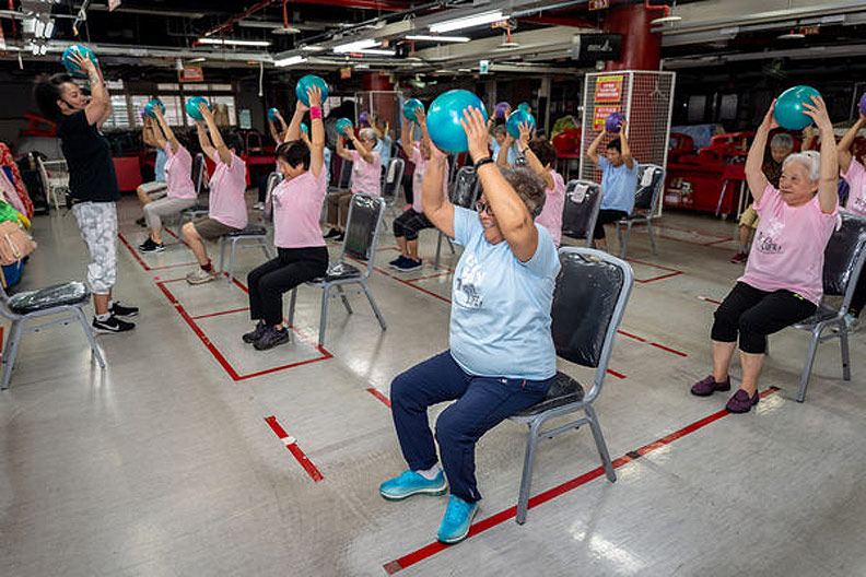 平均72歲的運動班!Ruby老師用同理心帶爺奶「活躍老化」_img_1