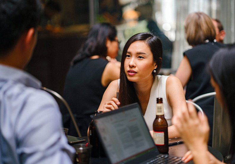 想要提升領導力,最快的方法就是在公司或小組中主動擔任某個專案的負責人。取自pexels