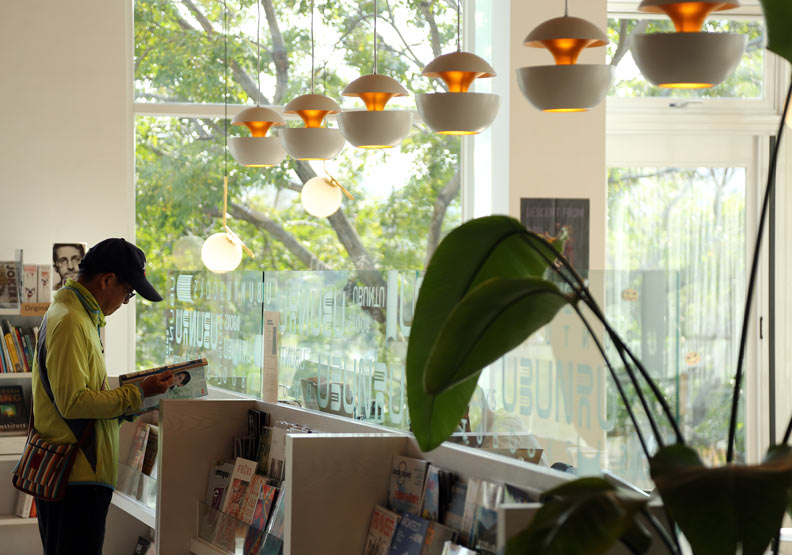 漫步安平運河，遇見台南最美書店「烏邦圖」_img_11