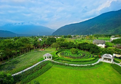 有機農業六級化 君達用香草帶動七感體驗商機