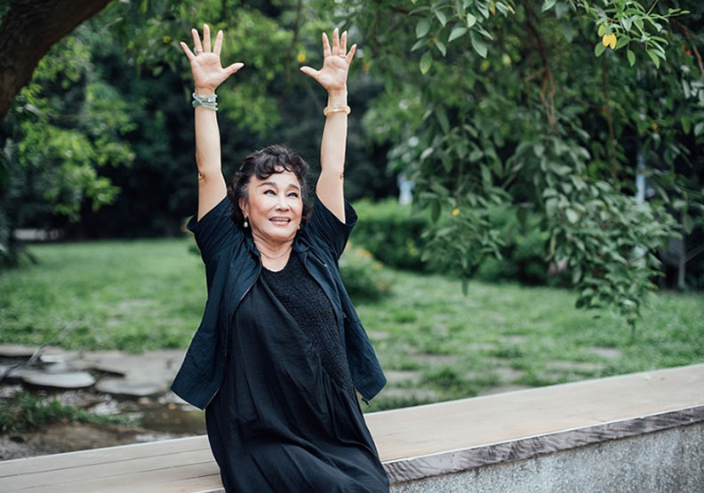 台灣進寶塚第一人70歲仍優雅!舞蹈家曹金鈴:敢「刪除」,就幸福_img_6