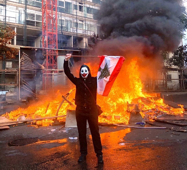 「小丑」為何現身全球各地示威？ 象徵底層人物的怒吼_img_1