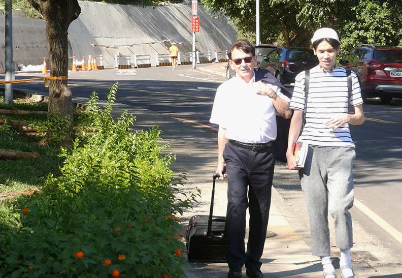 退休留台教書七年 司徒文:台灣是現代奇蹟_img_1