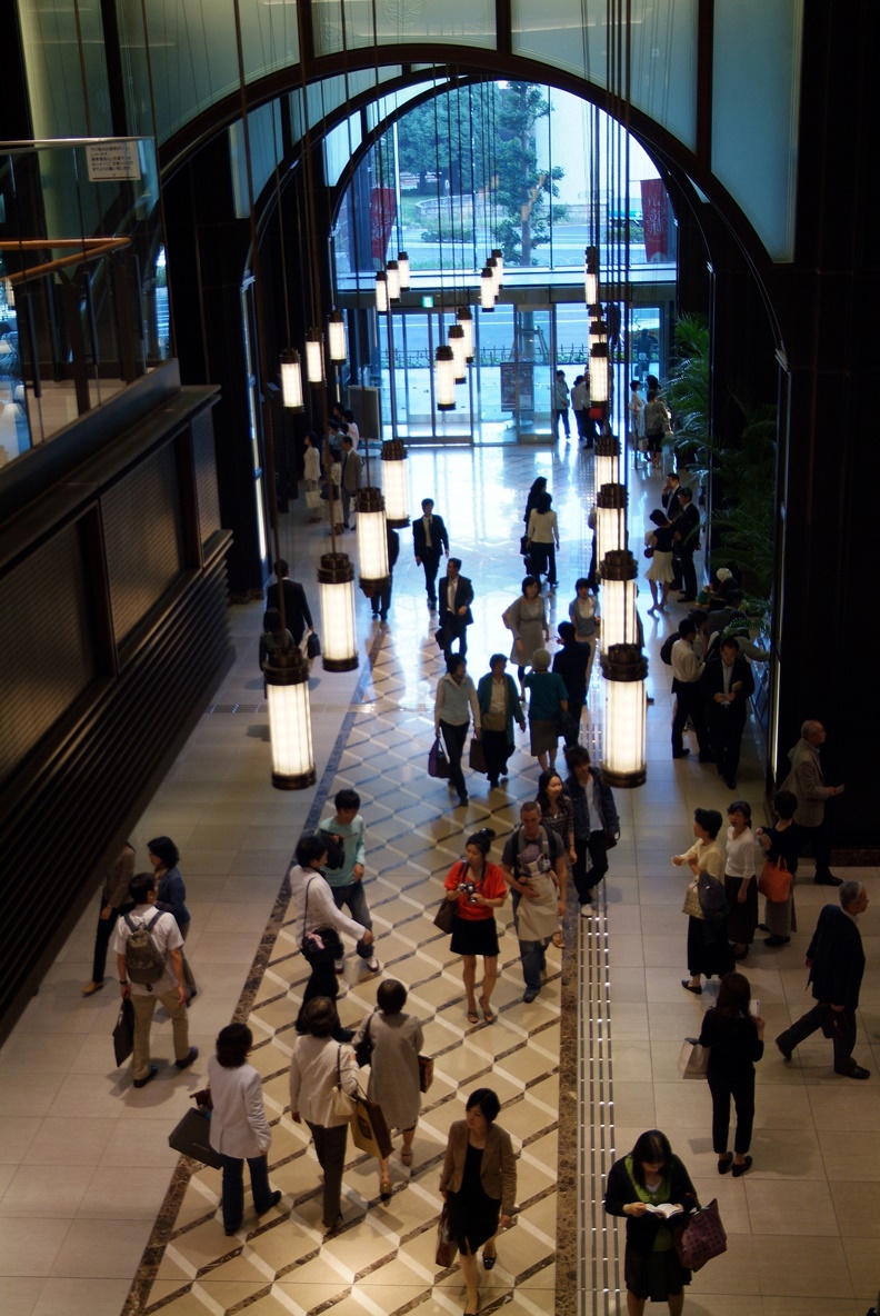 《小丑》和《你的名字》,片中透露的美日都會文化差異_img_4