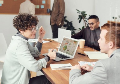 明明是「專家」卻被同事嫌「能力差」，他是怎麼惹毛人的？