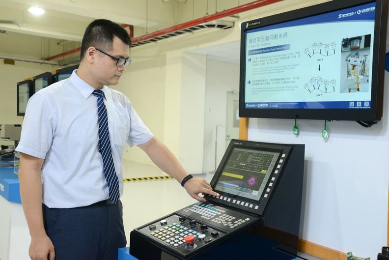 新代科技 五軸高速控制器勇闖智慧生產新領域_img_2