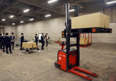 ZMP自駕機器人代勞 載人、運貨全搞定