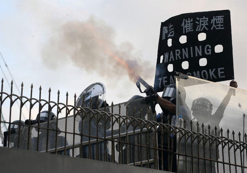 圖／香港反送中街頭運動造成流血衝突不斷。