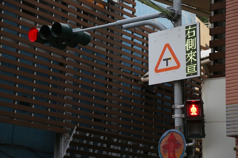 為何LED紅綠燈老是壞?前交通部科技顧問室主任周勝次揭祕_img_1