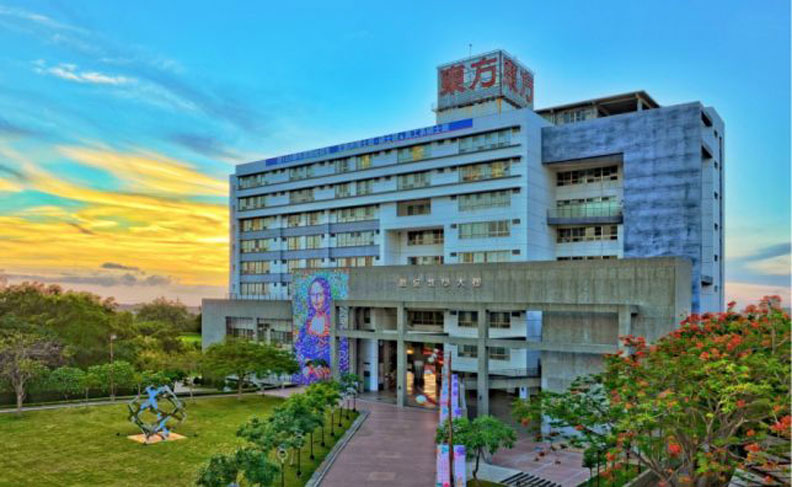 首任官派大學校長上任！前世新大學校長要助「東方再起」_img_1