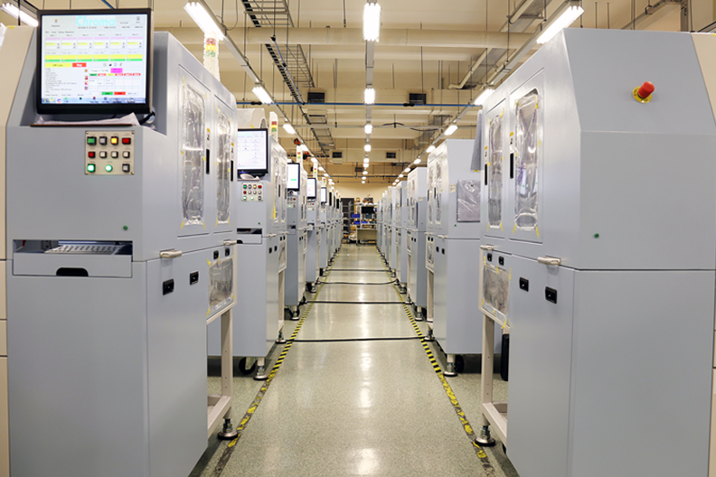 量測設備是產線製程的一部分，所有設計都要配合需求，才能了解並解決客戶痛點