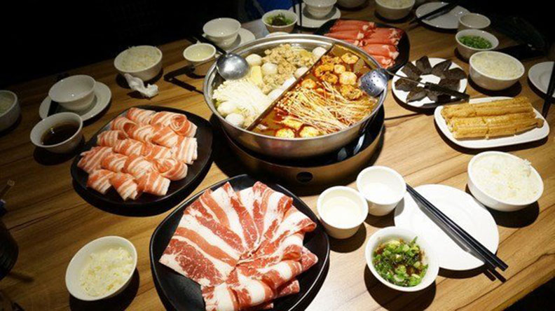 熱騰騰鍋底、滑嫩鴨血、吸飽湯汁的豆腐…一吃暖起來的20家麻辣鍋!_img_5