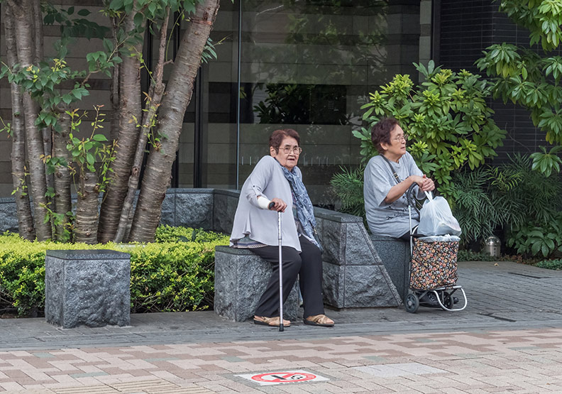 人生的最後一哩路：失智長者的3不7要照顧方式