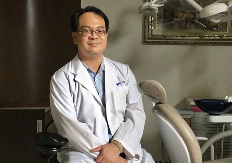 看見偏鄉的需要！台南仁醫王俊凱的「到宅牙醫服務」