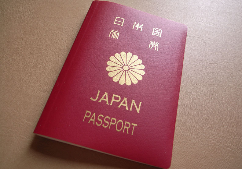 圖／日本護照再度摘下「全世界最強大」護照頭銜。取自Flickr, Toshiyuki IMAI, CC BY 2.0