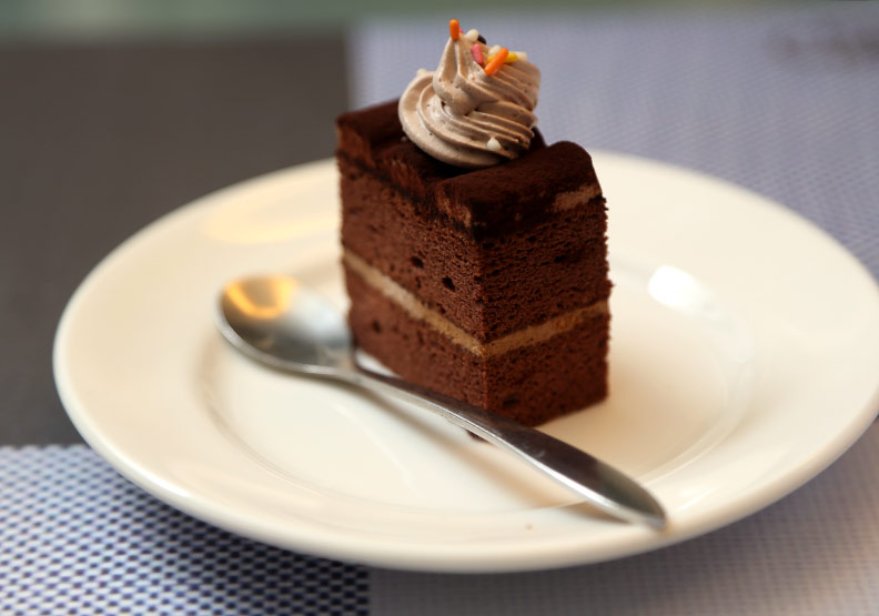 吃過量碳水化合物,血糖過高易引起糖尿病前身「胰島素阻抗」_img_1