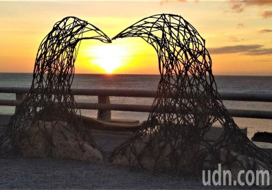 素顏村姑變身氣質美女!台26線車城尖山段景觀大蛻變