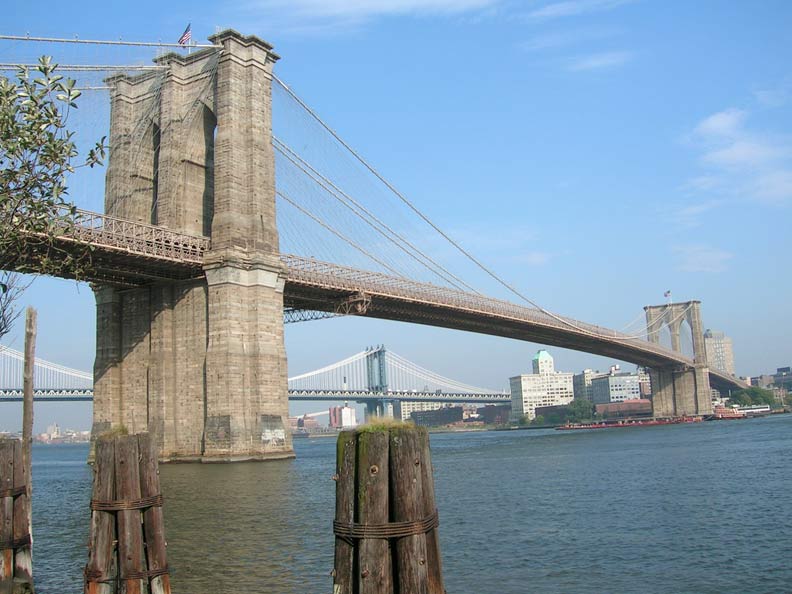 電影經典地標!世界第一座鋼纜吊橋,浪漫的布魯克林大橋_img_1