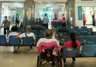 減輕罹癌後的金錢負擔，8 類保險內容有什麼差別？該如何挑選？