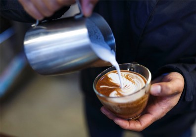有錢人為何不買咖啡喝？ 原料成本買不到一顆水餃