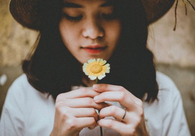 嫉妒別人，覺得自己不夠好？古代高僧教人看透「幻覺」的方法：放下自以為的參考點