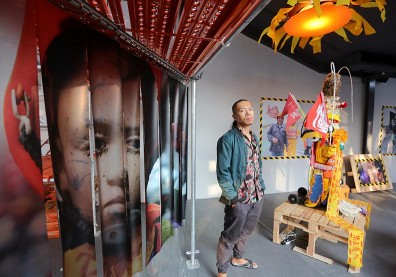 「荒島工神」策展人廖小子：工地如孤島，師傅體現先民精神