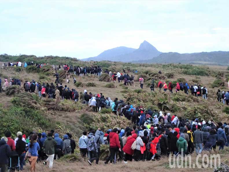 IDF戰機「大雁隊型」墾丁衝場！彌補上萬遊客未見曙光遺憾_img_1