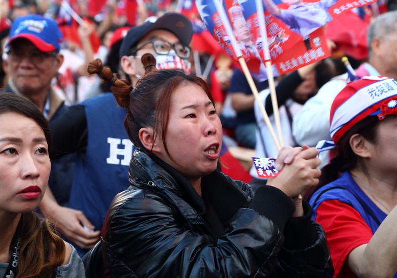 韓國瑜競選總部群眾。池孟諭攝