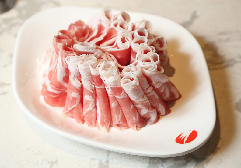 油花較多的肉品可以偶爾吃,但不要常吃;張智傑攝。