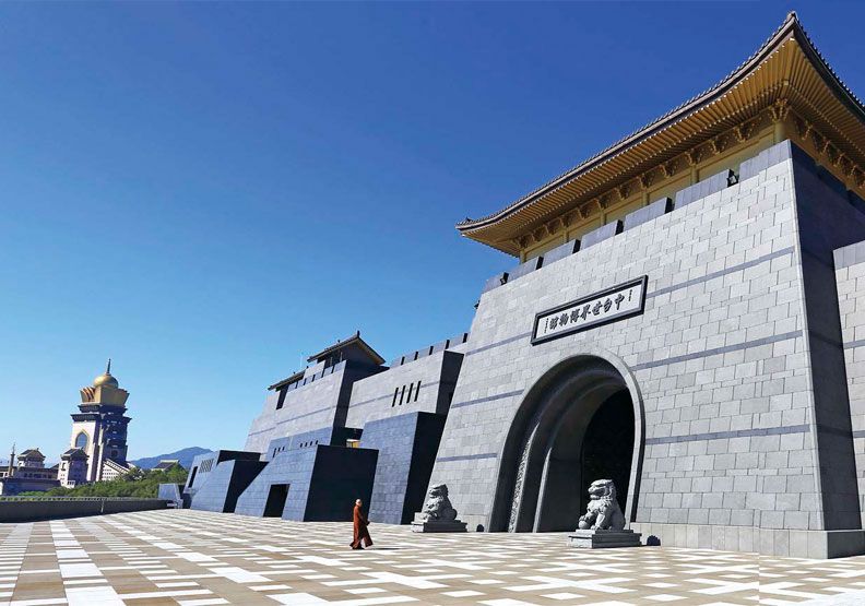 到寺廟 和菩薩說話