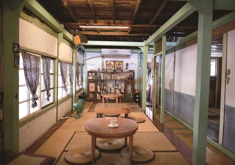 玉山旅社大火燒毀！當年沒錢沒人的社運咖，如何修復70年販仔間