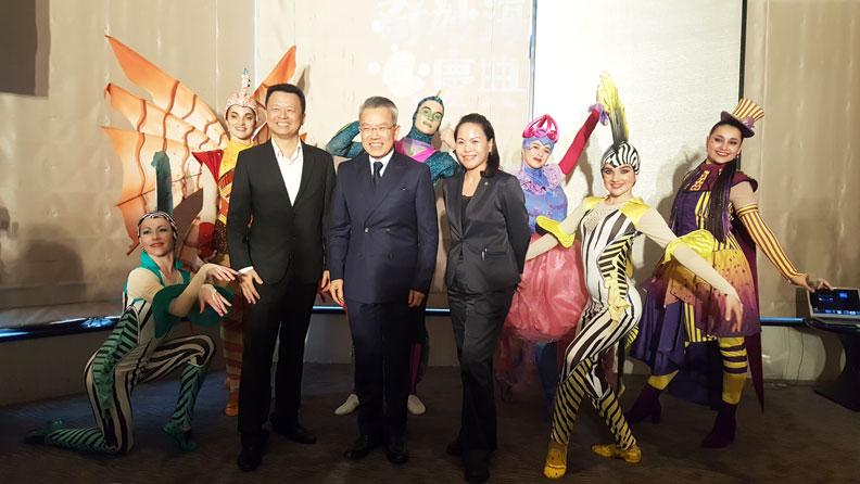 看好蘇花改通車效應,遠雄投兩億改裝樂園、飯店。中為遠雄遊憩休閒事業副董事長武祥生。蕭玉品攝