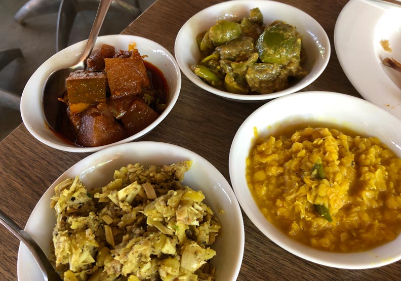圖／斯里蘭卡每一種咖哩都是原創口味，而且是一種食材搭配一種咖哩。野島剛提供