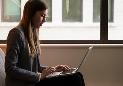 一表對照！傳統認定的精英，與新時代的精英差在哪？