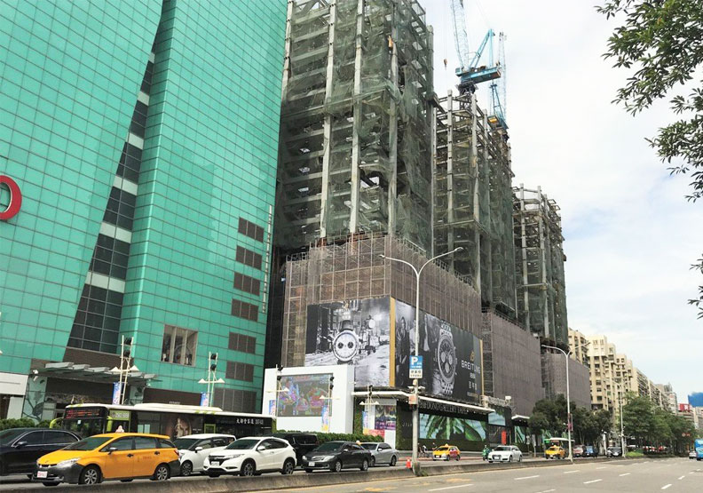 圖／正義國宅都更成豪宅「Diamond Towers」。經濟日報提供