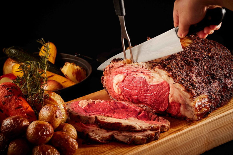 台北君悅凱菲屋爐烤肋眼牛排。 台北君悅提供