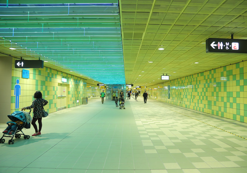 新北環狀線起站大坪林捷運站。