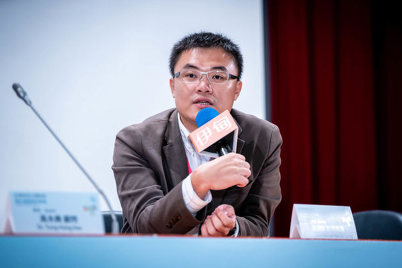 梁鎧麟認為,長照服務從跨界與跨域的結合,找出新藍海。